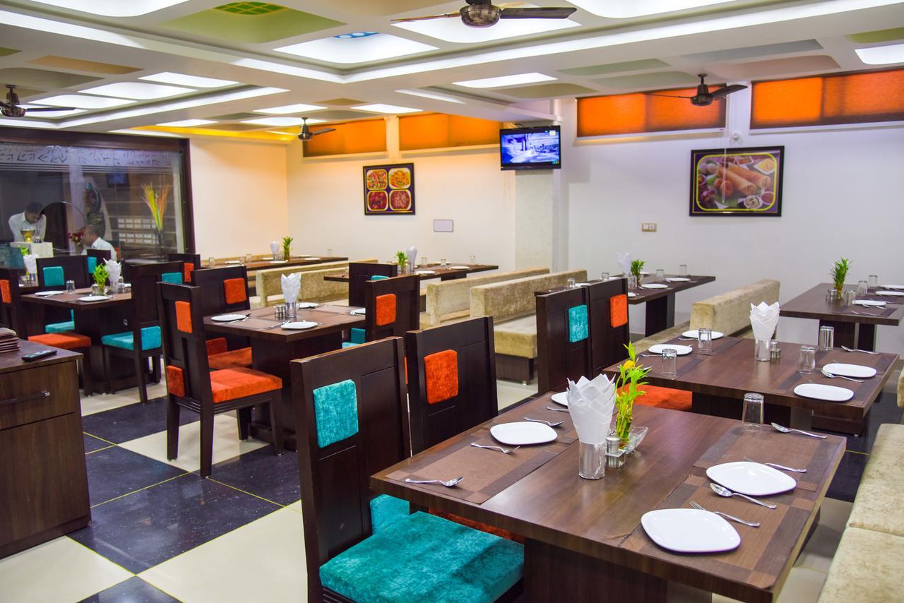 Hotel Tulsi Residency Будж Екстериор снимка